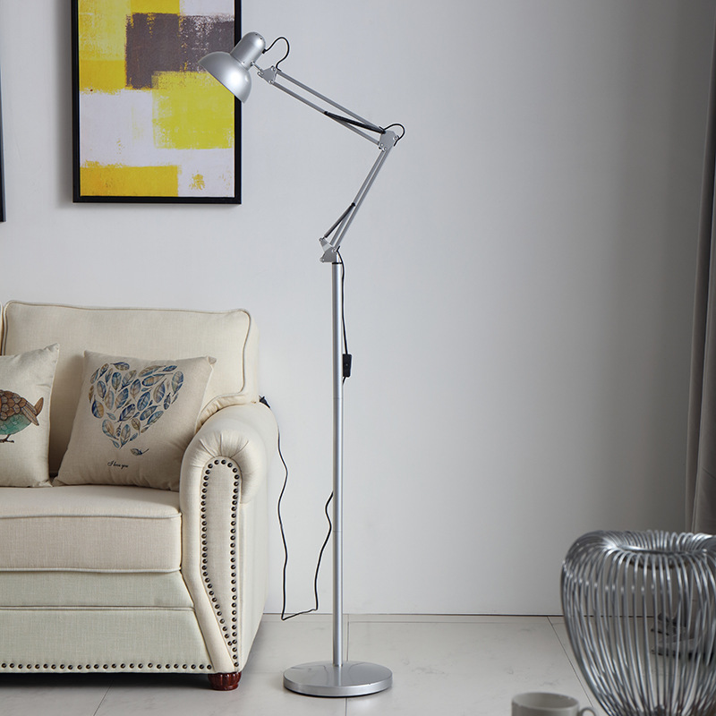 Silver floor light (no bulb)