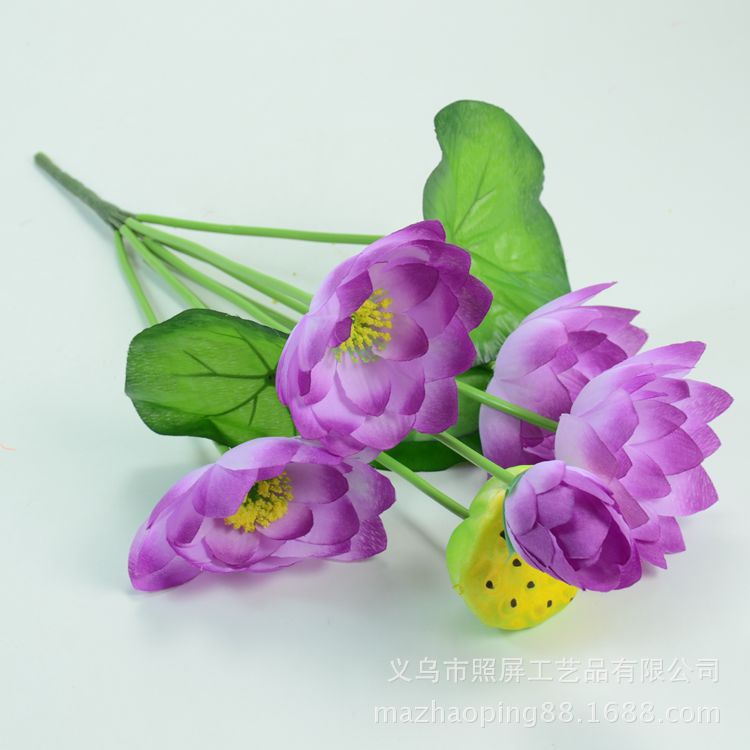 Fabricante de flores artificiales de pantalla de fotos Venta al por mayor de flores falsas baratas Sacrificio de flores de seda para Buda Loto falso 9 flores de loto artificiales