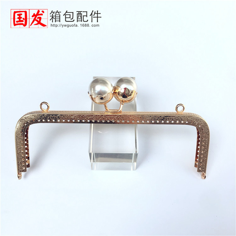 No en stock: 20,5 cm cuadrado relieve de loto cabeza de perla oro ligero cabeza de perla 0557 - QJ