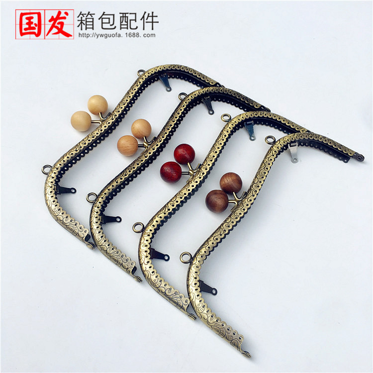 Sin stock, para hacer: 20,5 cm de flores de dragón y féncio en forma de M madera de oro 20 mm madera sólida 0407 - GT