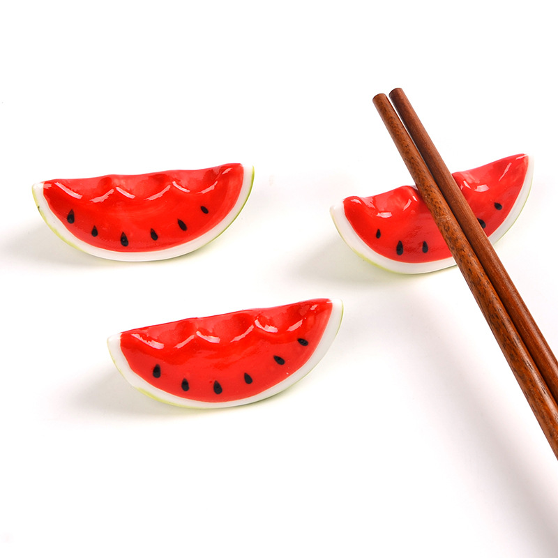 Ceramic watermelon tomato chopstick stand pen holder Japanese-style miscellaneous goods creative home hotel fruit tomato chopstick rest