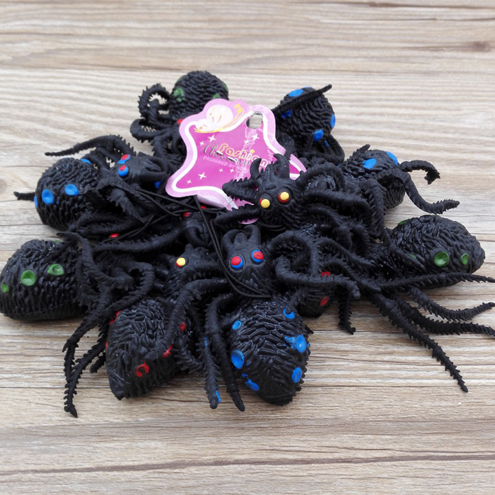 168,46 araña artificial araña falsa puesto de mercado nocturno susto juguete Yiwu 2 yuanes tienda de distribución de suministro al por mayor