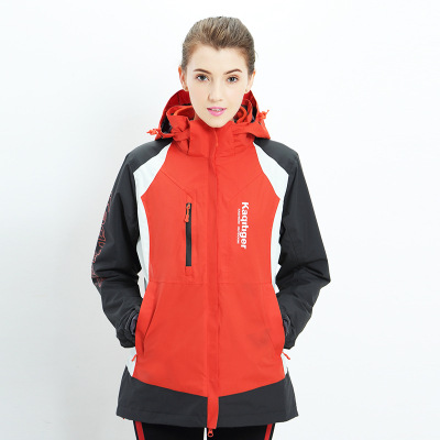 여성-오렌지 붉은 숯 재