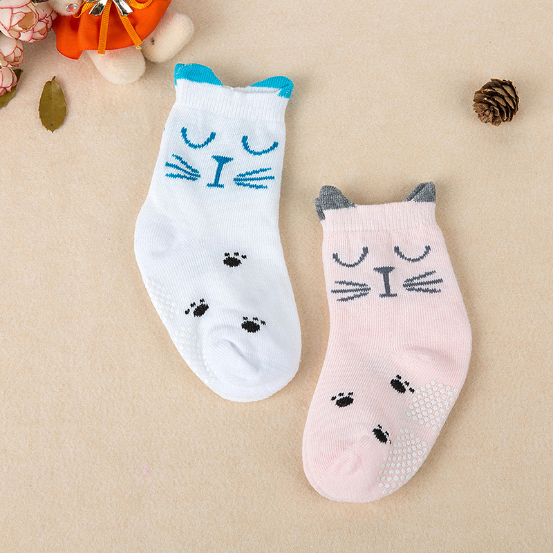 Estilo coreano 2 pares de calcetines tridimensionales para niños calcetines de bebé de algodón animal de dibujos animados al por mayor calcetines de dispensación antideslizantes D003