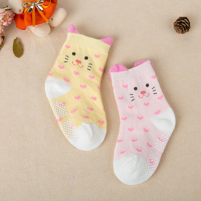Estilo coreano 2 pares de calcetines tridimensionales para niños calcetines de bebé de algodón animal de dibujos animados al por mayor calcetines de dispensación antideslizantes D003