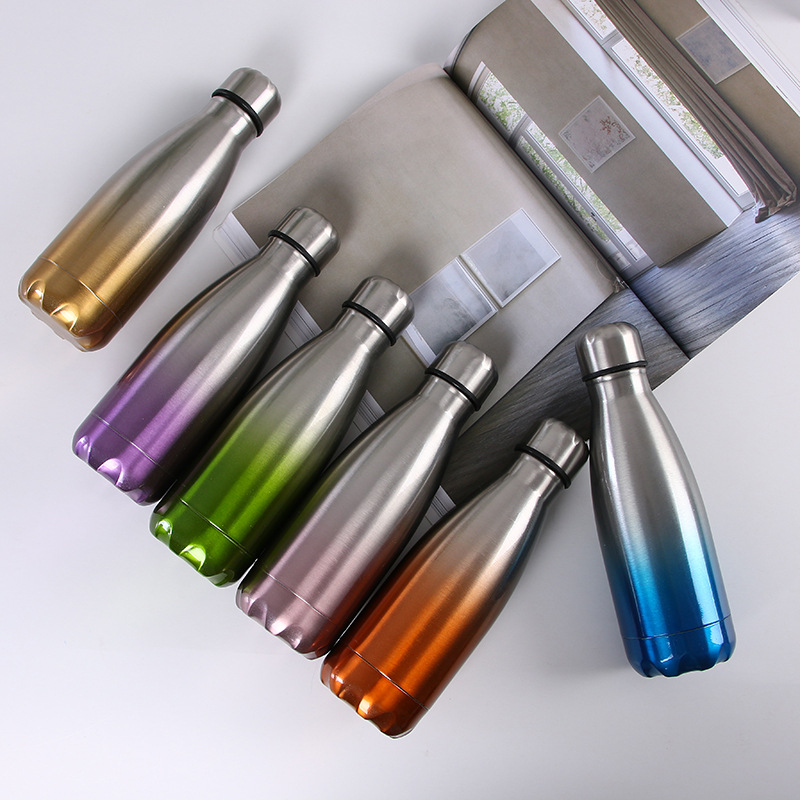 Botella de coque de acero inoxidable regalo de moda termo taza de moda marca deportiva hervidor creativo gradiente de color botella de coque suministro