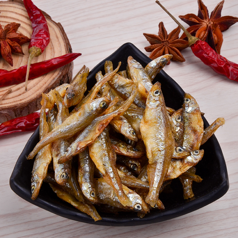 厂家批发供应 英田牌农家米糠烟熏火焙小鱼仔腊鱼公鱼干湖南特产