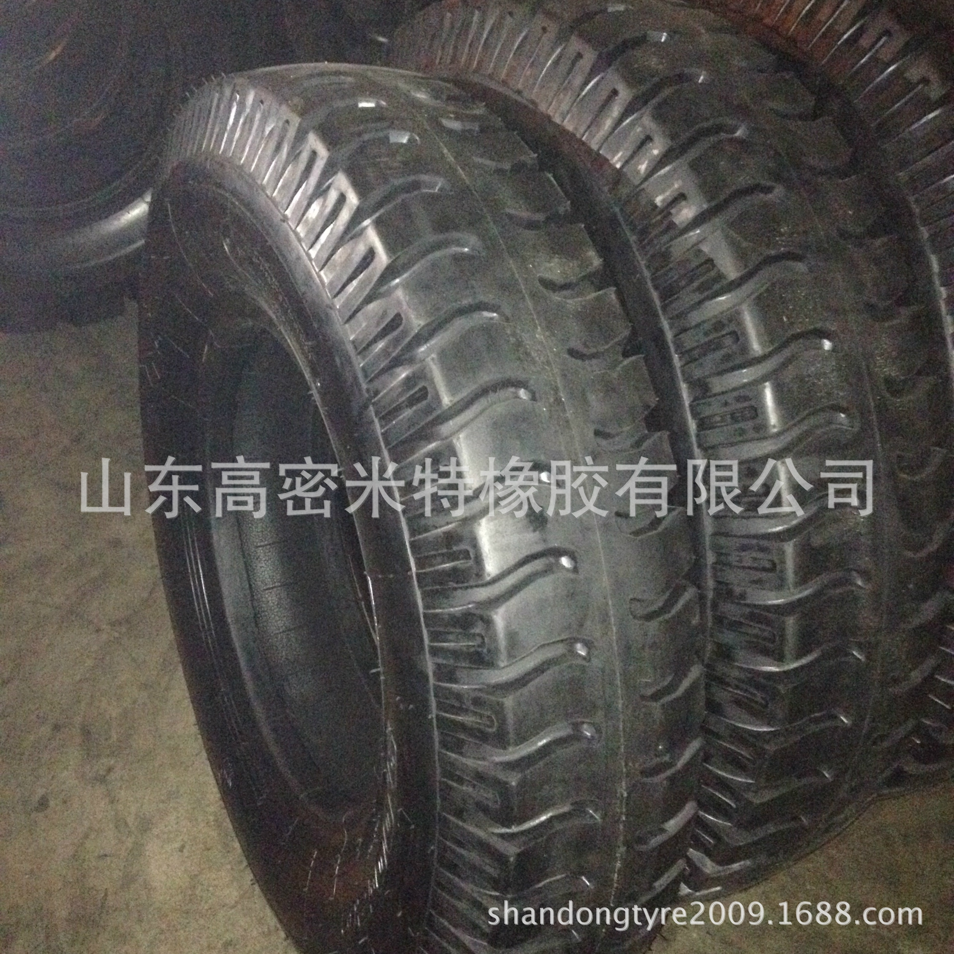 900-20 轻卡车轮胎 羊角花纹轮胎 厂家批发 工厂直发 900-20