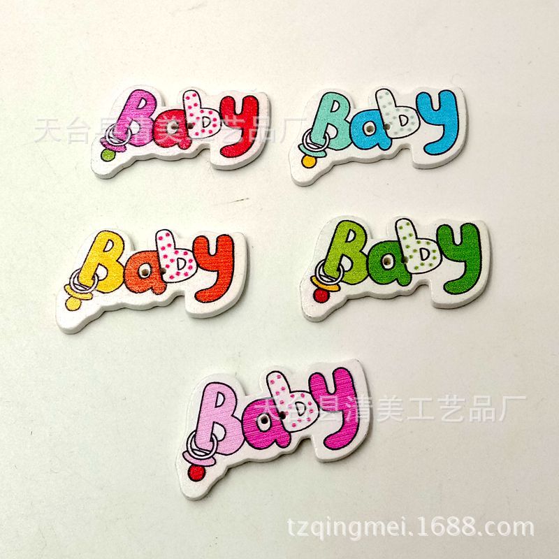 Botón de madera de bebé pintado de fondo blanco, especial de madera hecho a mano 50 piezas por paquete