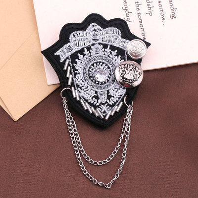 韓国版新型ファッション韓国男女学院風流蘇肩章スーツブローチバッジ勲章アクセサリー卸売り