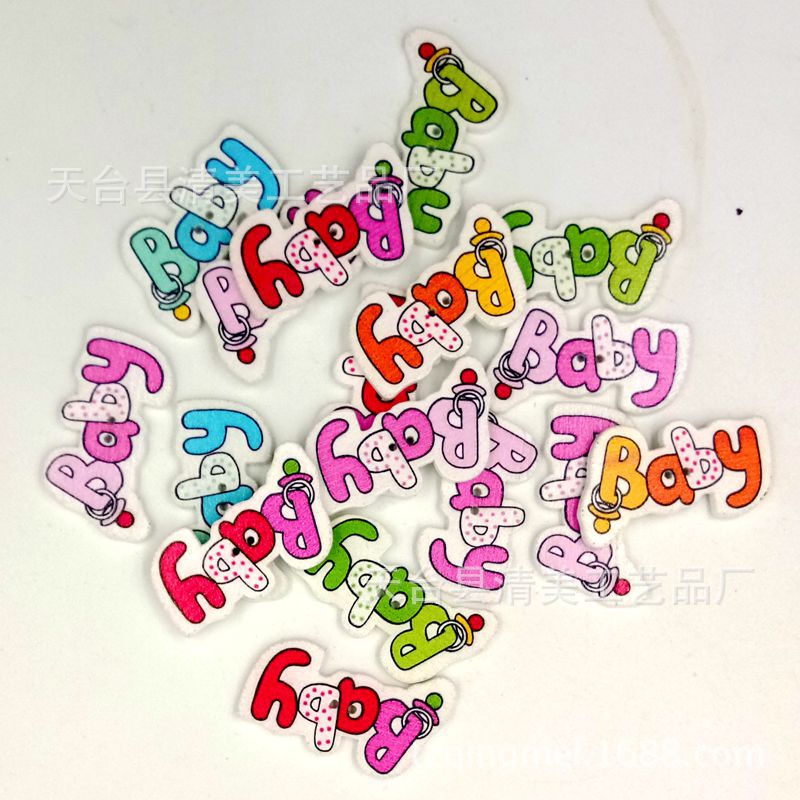 Botón de madera de bebé pintado de fondo blanco, especial de madera hecho a mano 50 piezas por paquete