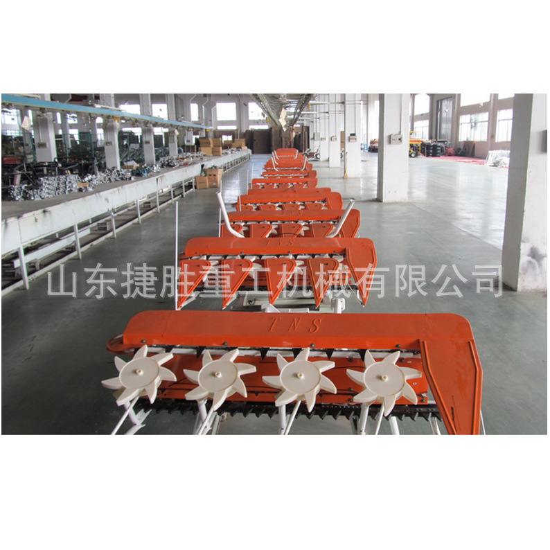 手持式不弯腰割晒机 ,四行玉米秸秆割晒机价格 小型割晒收获机