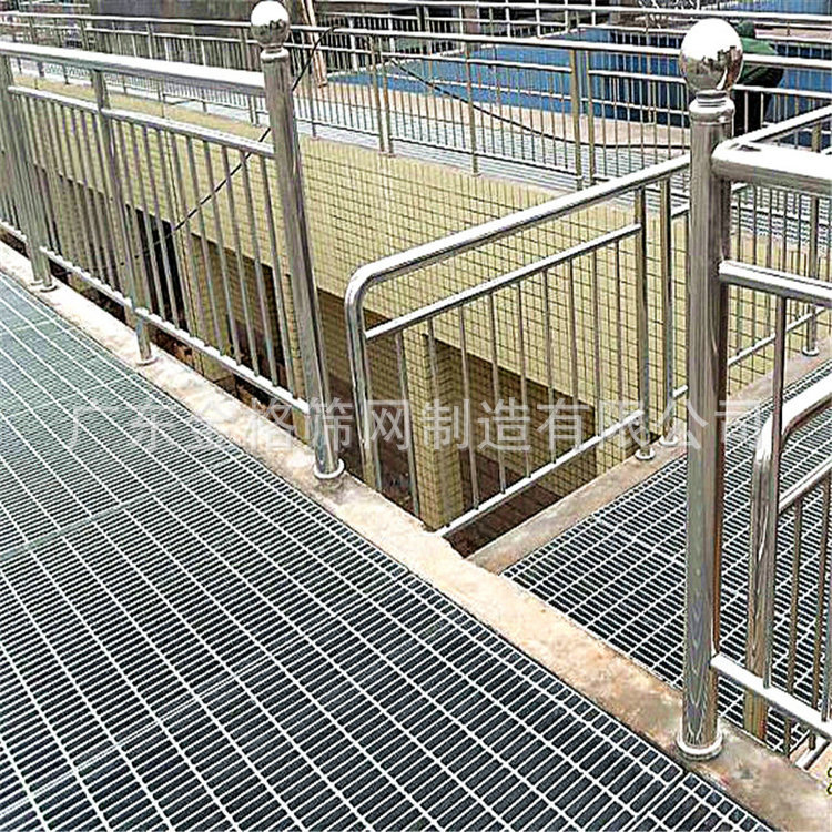 大量生产 压焊钢格板 不锈钢包塑、人工排水格栅板