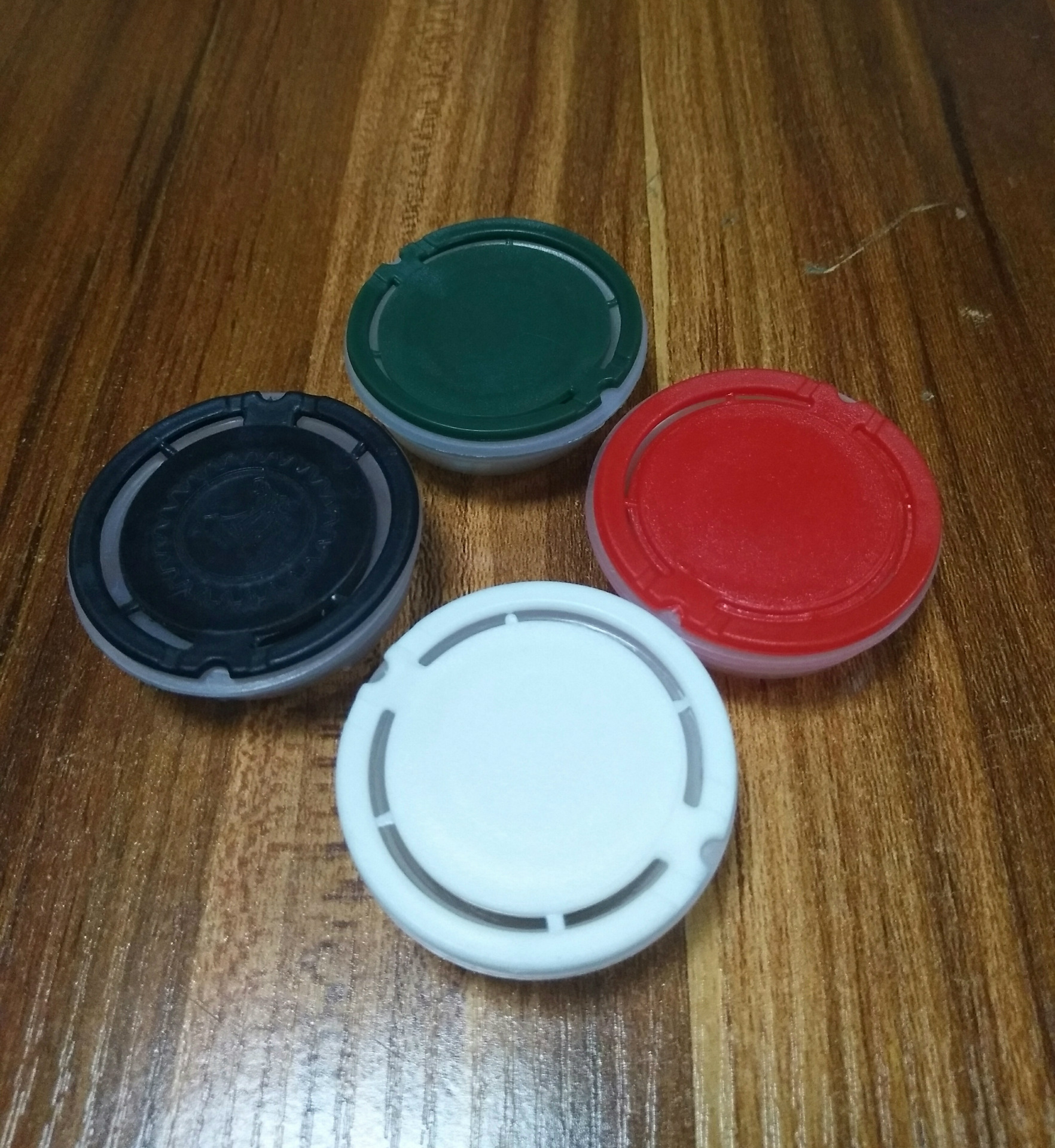 42mm平面机油咀塑胶密封盖子多款颜色可选择彩盖耐用罐装