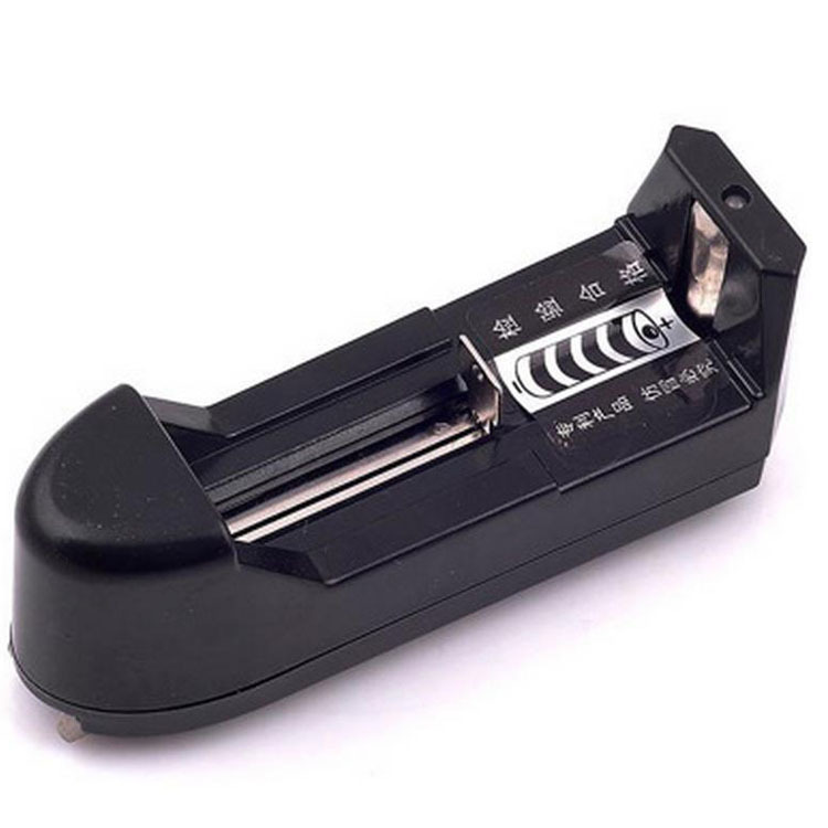 只供外贸 18650锂电池14500充电器强光手电筒4.2V3.7V万能10440座