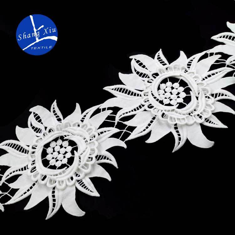 水溶蕾丝花边 牛奶丝刺绣条码 重工双层钉花 立体镂空绣花连条