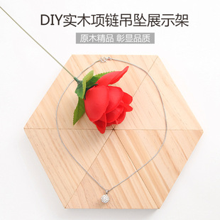 ������ľ�M�����ǰ��朶��չʾ���錚�y�Ʒ��е����Ĕz�þ�