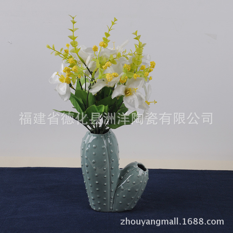 创意现代陶瓷花瓶 仙人掌圆刺造型白色陶瓷长花瓶 白云土花瓶器