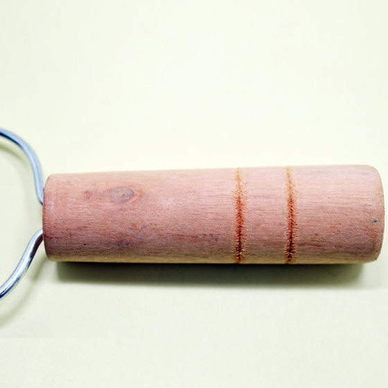 Wooden handle peeler straight pull peeler fruit peeler sharp peeler potato melon and fruit