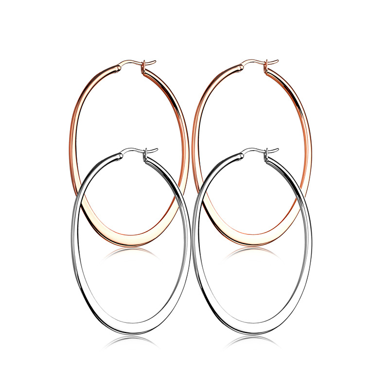 �¿�ŷ������ʱ����Բ��Ȧ  ��Լ���Ź����������Ů 122969