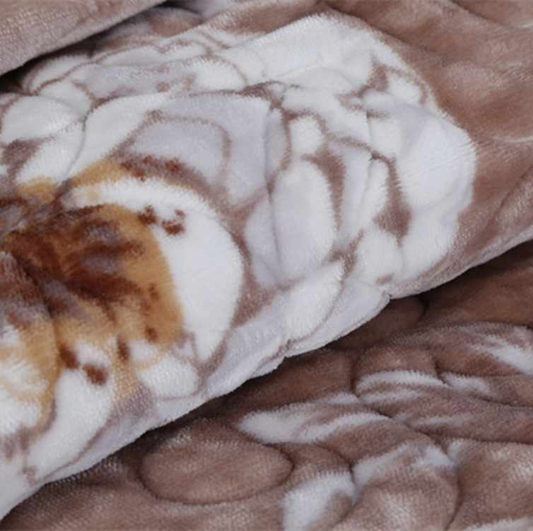 Factory wholesale super soft autumn and winter washed thick warm sheets Korean flannel quilted bed cover printed blanket Factory wholesale super soft autumn and winter washed thick warm sheets Korean flannel quilted bed cover printed blanket