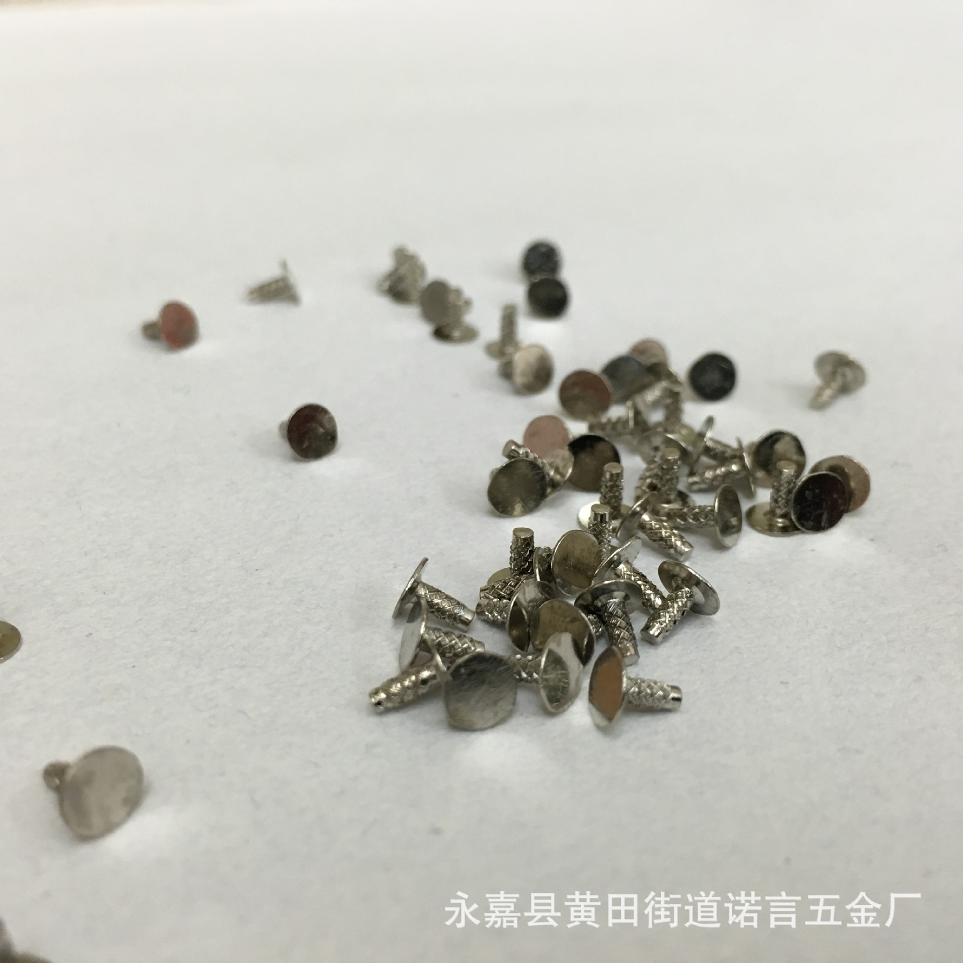 厂家直销装饰铜钉 abs塑料铆钉配件 5MM铜柳钉长短都有 价格实惠