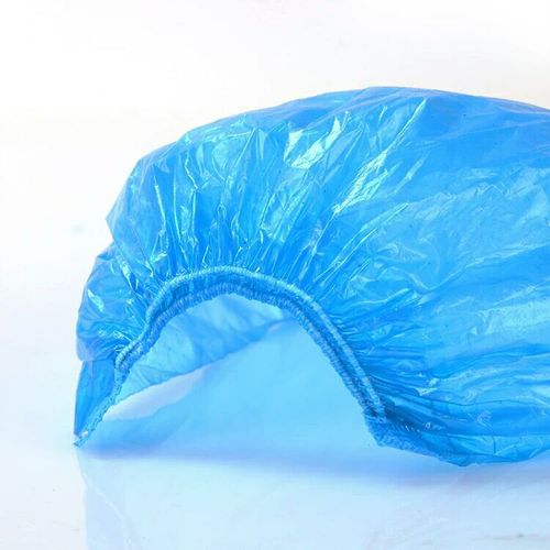 PE disposable waterproof and dustproof shoe covers thickened plastic home shoe covers wholesale 100 pieces