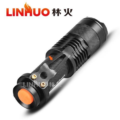 Manufacturer wholesale Q5 dimmable mini high-power flashlight SK68 two-in-one power portable retractable zoom flashlight