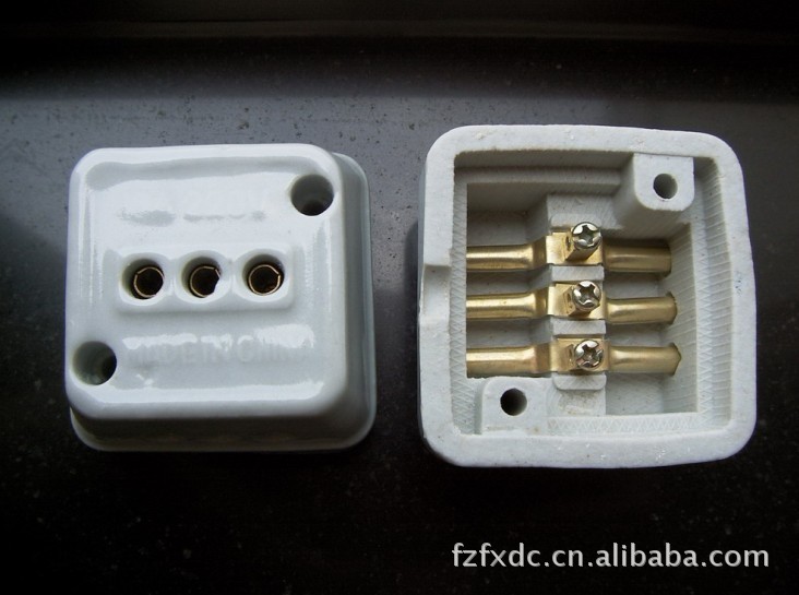 供应：插座、陶瓷、工业、瓷座插防潮耐压防潮插座