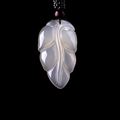 White Jade Agate Guanyin Buddha Pendant Ice White Agate Peace Seal Lucky Bean Locust Leaf Jade Pendant Wholesale 
