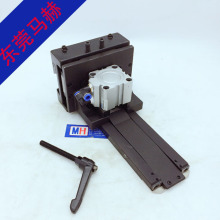 ɽ�|���u����Cǰ���ϻ����ӊA�Q����һ�Ŀ�ͨ����β�۹̶���