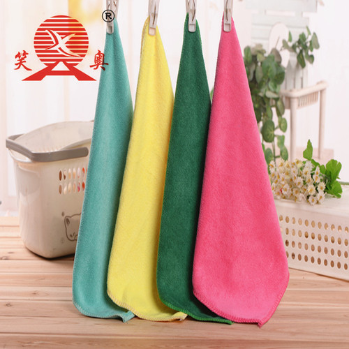 Factory direct sales brushed thickened microfiber soft water-absorbent car wash and wipe small square towel with logo