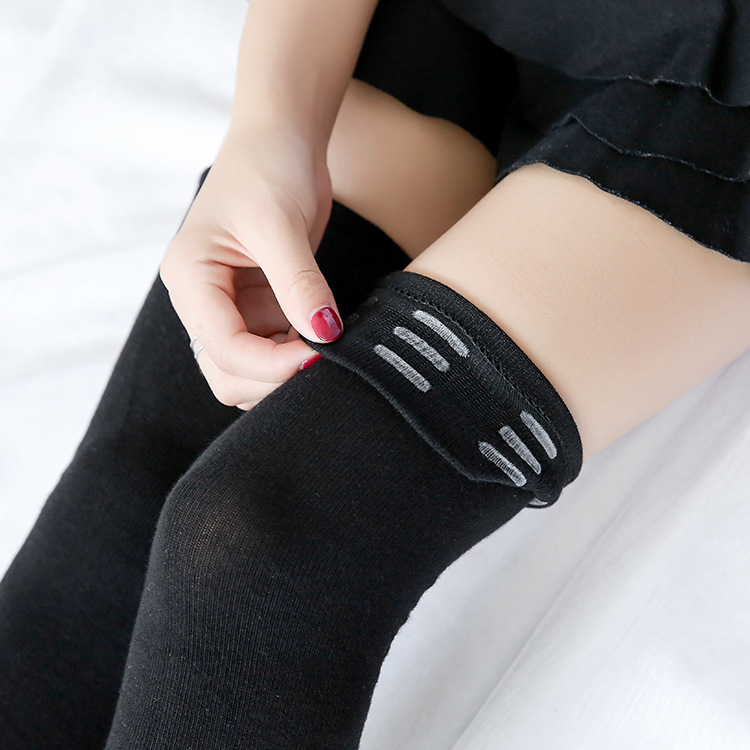 Calcetines de algodón sobre la rodilla calcetines de mujer japoneses Otoño e Invierno medias planas de silicona sobre la rodilla calcetines estudiantes color sólido transpirable al por mayor