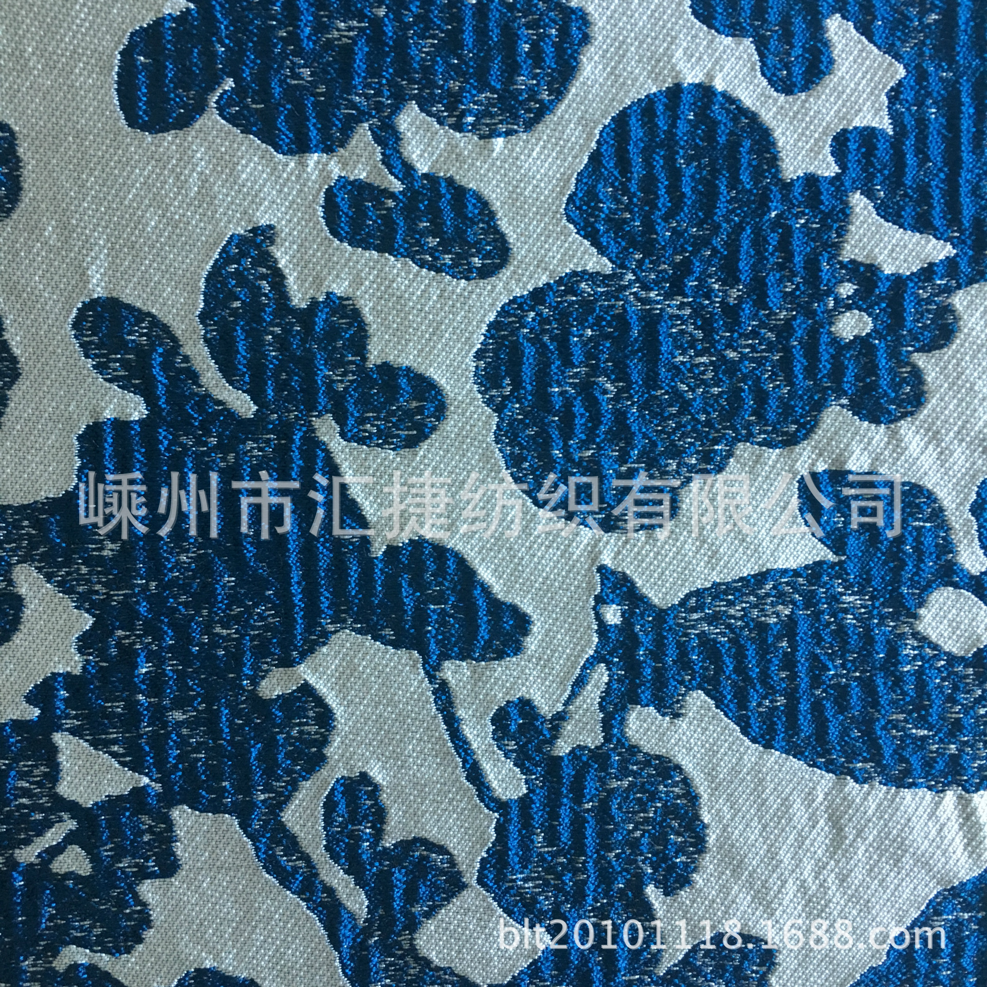 工厂直供色织提花时装面料嵊州大提花裙装面料各色提花服装面料