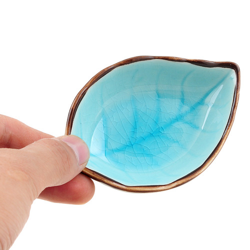 Leaf ceramic small dish, kitchen multi-purpose sauce dish, ice cracked glaze dish, seasoning sauce vinegar tableware bone dish