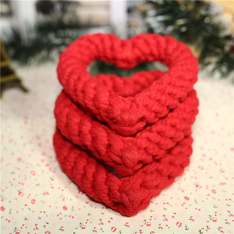 Amazon venta caliente mascota cuerda de algodón juguetes resistentes a la mordida dientes trenzando amor modelado juguetes tirando mascota cuerda de mordida de perro