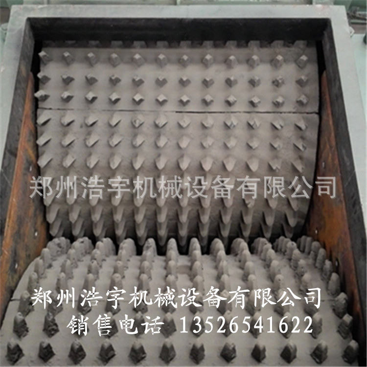 郑州浩宇机械供应大型煤炭破碎机狼牙焦炭破碎机齿辊式煤块破碎