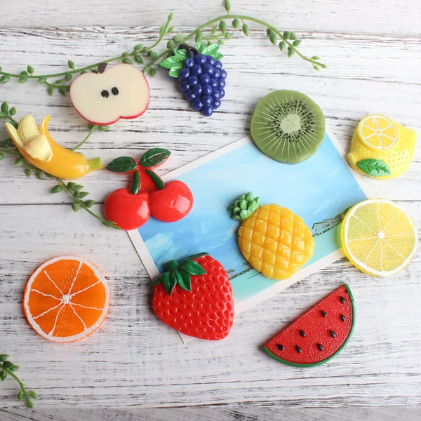 Fruit Painted Resin Magnetic Refrigerator Magnet Strawberry Cherry Grape Washing Machine Sticker Creative Home Decoration
