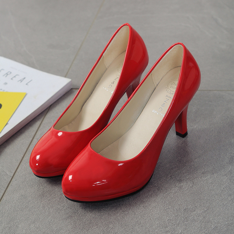 Spring and Summer New Formal Women's Shoes, Mid-Heel Round-Toe Professional Work Shoes, High-Heeled Shoes, Patent Leather Women's Shoes, Large Sizes in Stock Spring and Summer New Formal Women's Shoes, Mid-Heel Round-Toe Professional Work Shoes, High-Heeled Shoes, Patent Leather Women's Shoes, Large Sizes in Stock