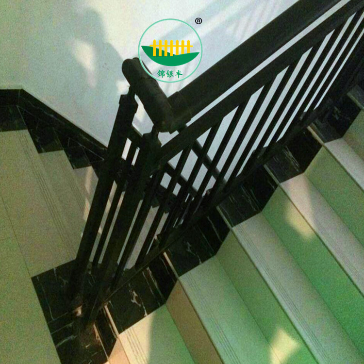 郑州热镀锌白钢楼梯护栏 组装式楼梯栏杆河南供应商厂家防攀爬