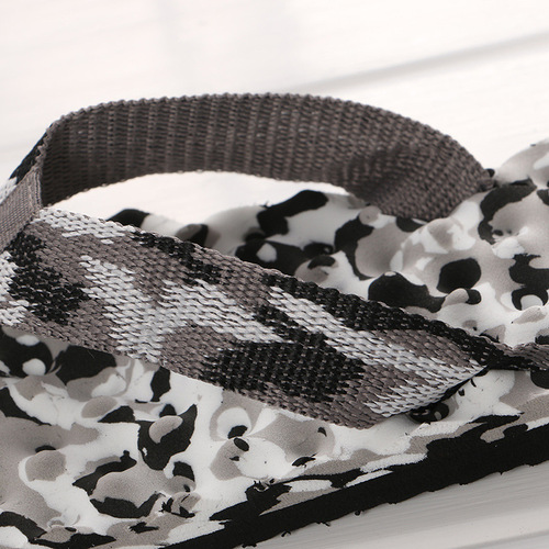 2020 New Couple's Herringbone Slippers for Women, Camouflage Casual Flat Slippers, Summer Beach Massage Slippers, Wholesale
