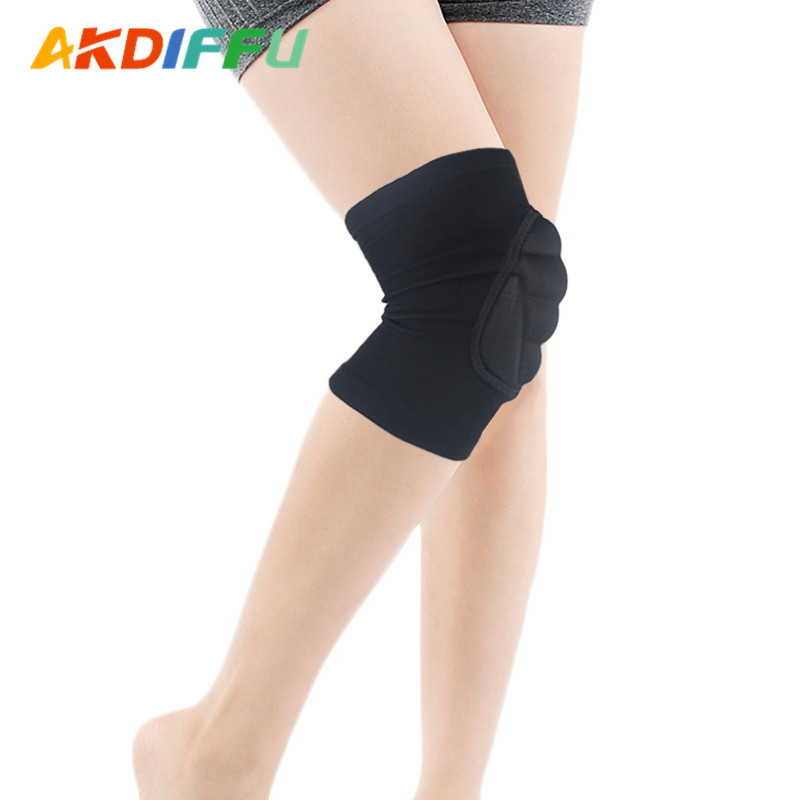 2018 nuevo hombre y mujer esponja rodilla de punto transpirable baloncesto fútbol correr montaña rodilla de voleibol