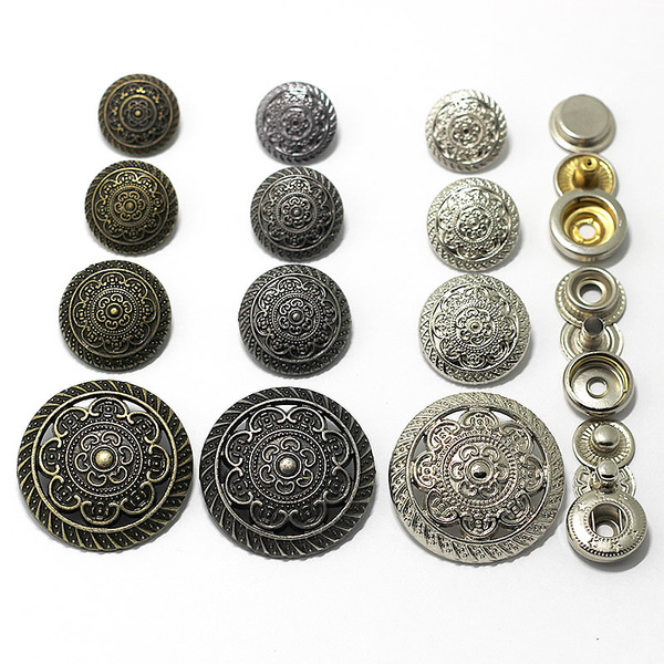 Spot small batch of clothing auxiliary materials metal button wallet…