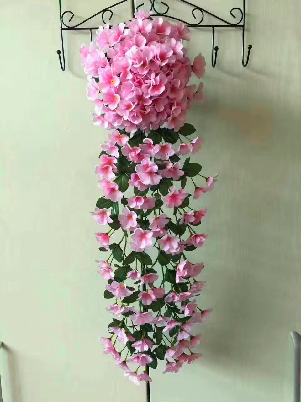 Violeta artificial colgante de pared flor Vine boda casa balcón decoración de interiores flor falsa violeta tela de seda lámpara de calle Flor falsa