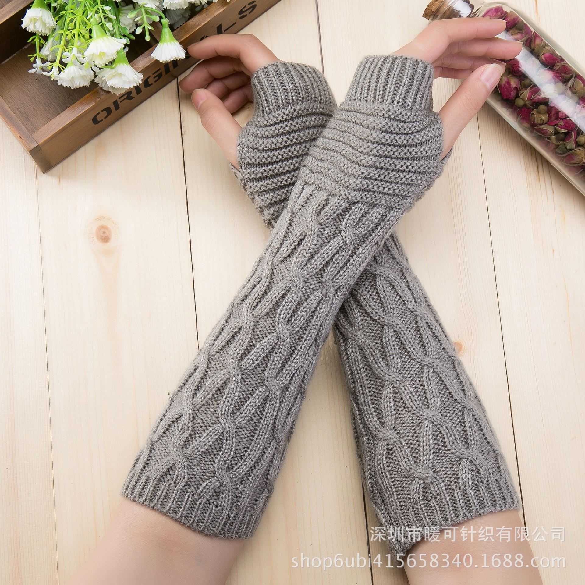 Knitted woolen long demi-season gloves