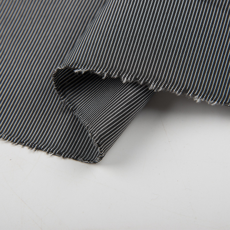 现货供应全涤色织条子口袋布、包边布、箱包里布染色平纹面料