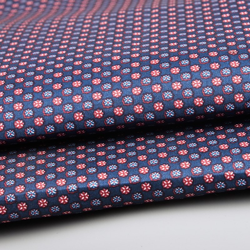 厂家现货供应口袋布桃皮绒斜桃平桃斜纹印花秋冬面料