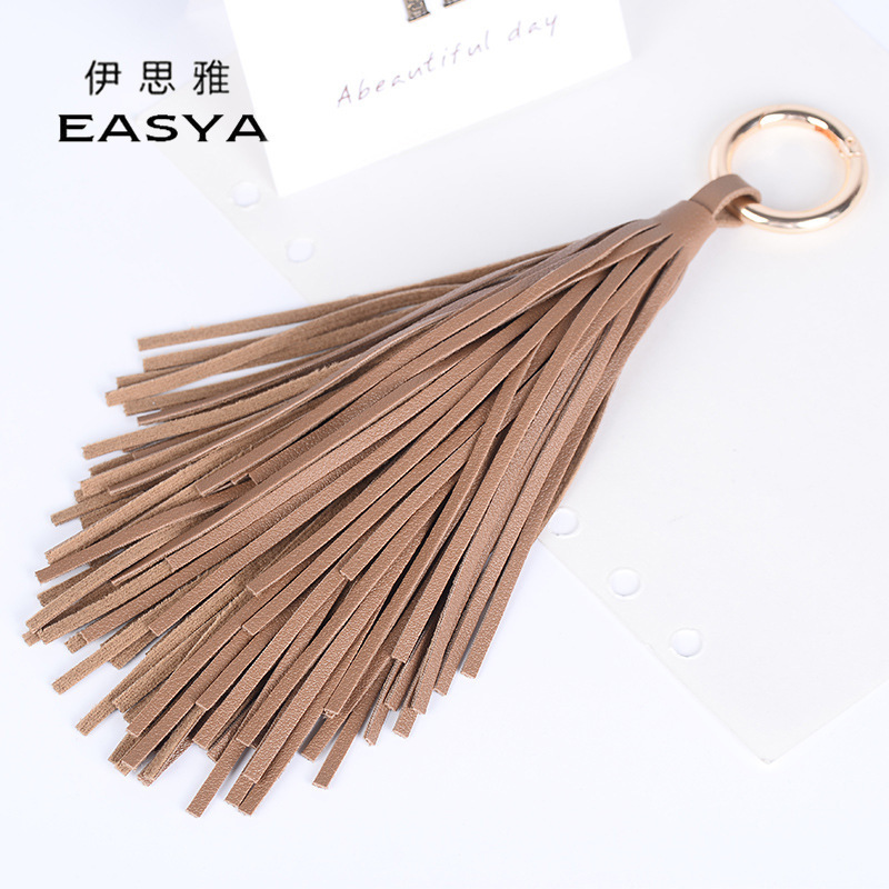 Isiya Creative Leather Tassel Ring Car Keychain Fashion Women's Bag Hanging Small Gift Pendant Wholesale
