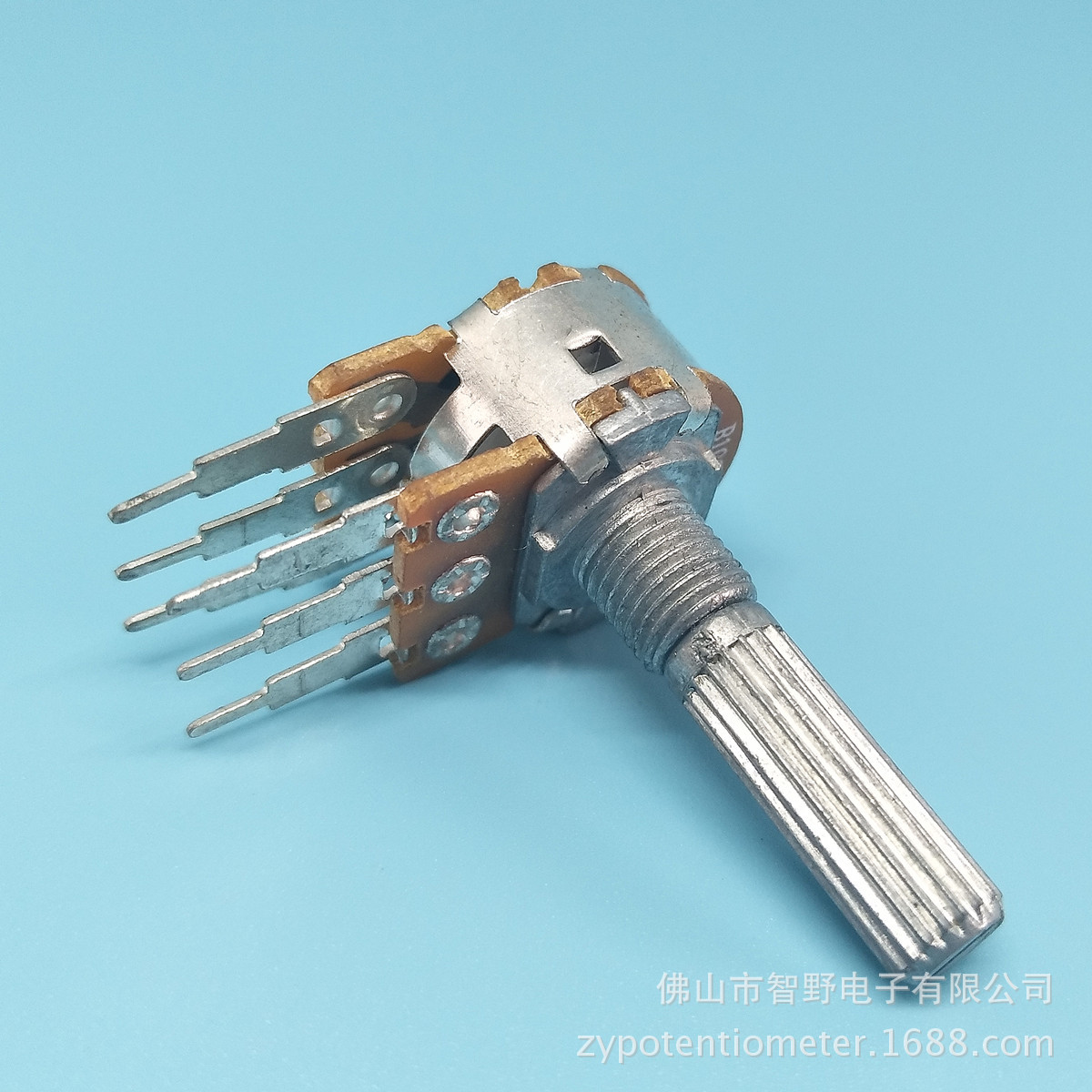 供应高品质R16MM双联135长脚电位器B100k线性电子