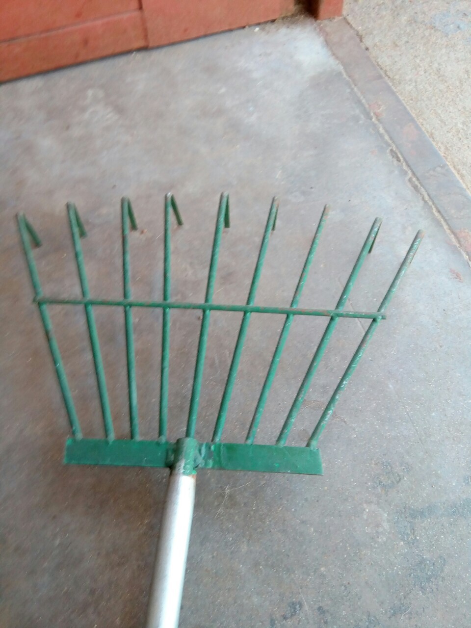 九齿草耙子大量批发